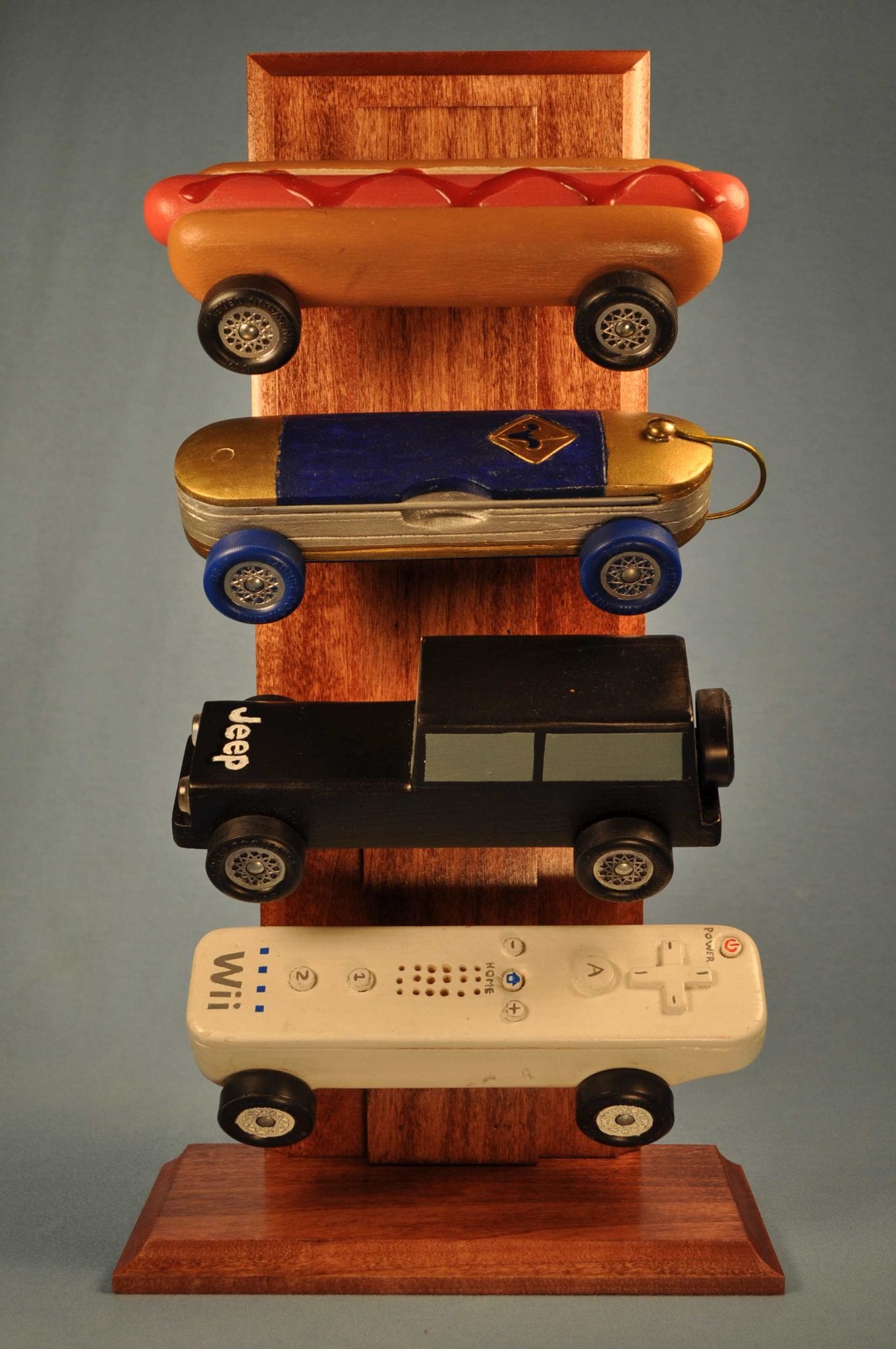 Grand Stand - Adjustable Pinewood Car Display System